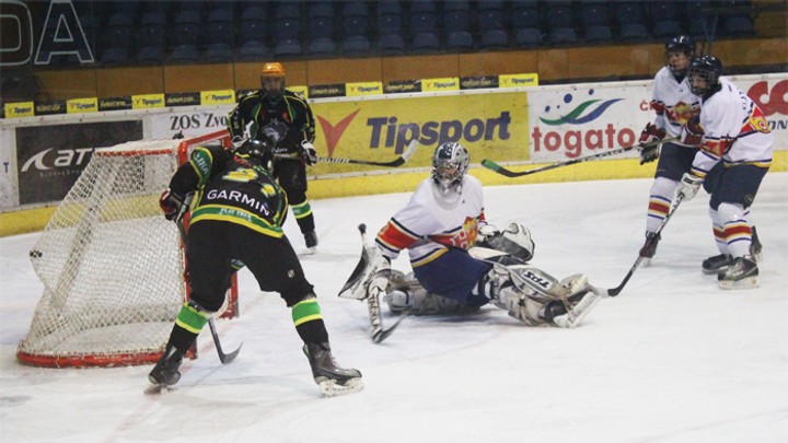 Juniori pred posledným kolom nadstavby, do play-off vstúpia z tretej priečky